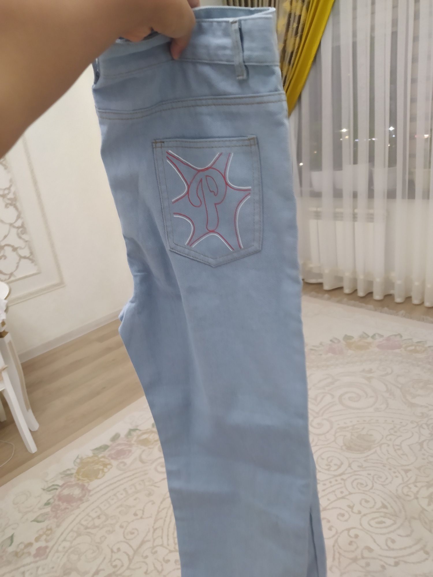 Широкие джинсы маломерка
