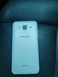 Телефон Samsung J5