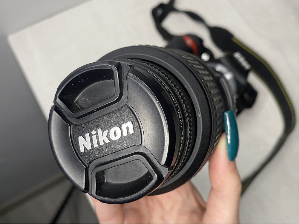 Зеркальный фотоаппарат Nikon D3100