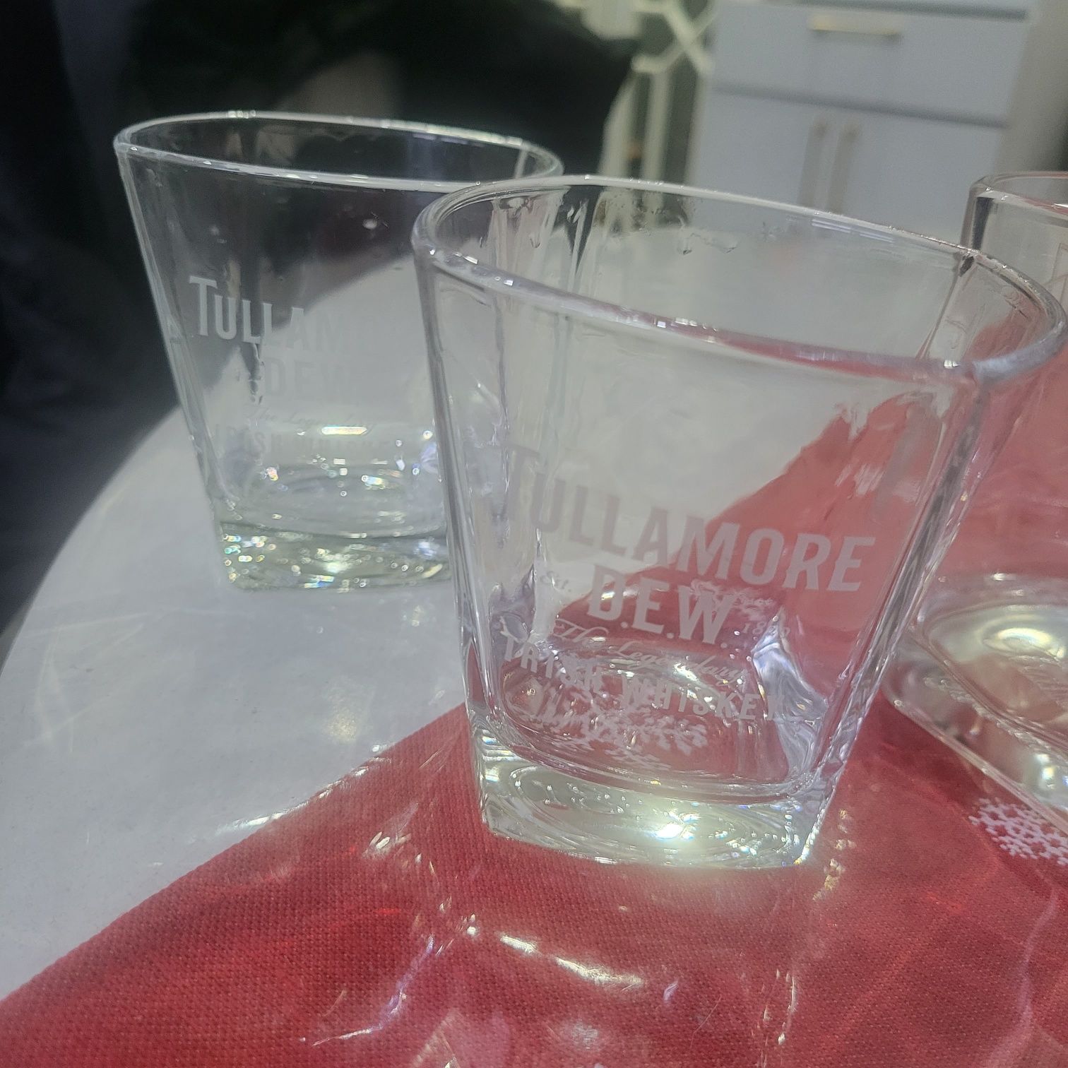 Бокалы от tullamore dew