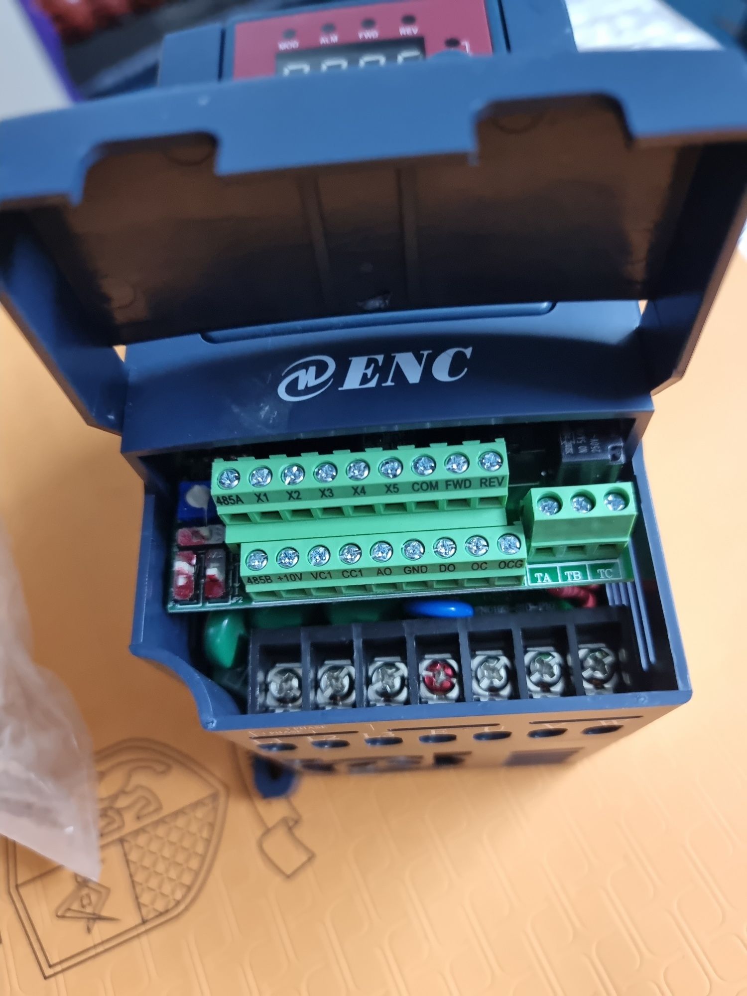 ENC 1,5 кВт трехфазный 380 В вход к трехфазному выходу 380 В VFD/часто