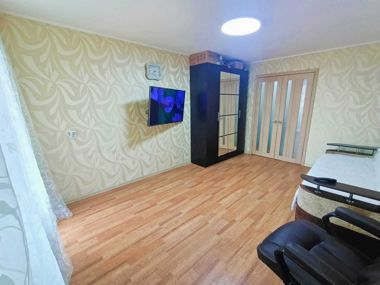 Продам 3-комнатную квартиру в 19 микрорайоне