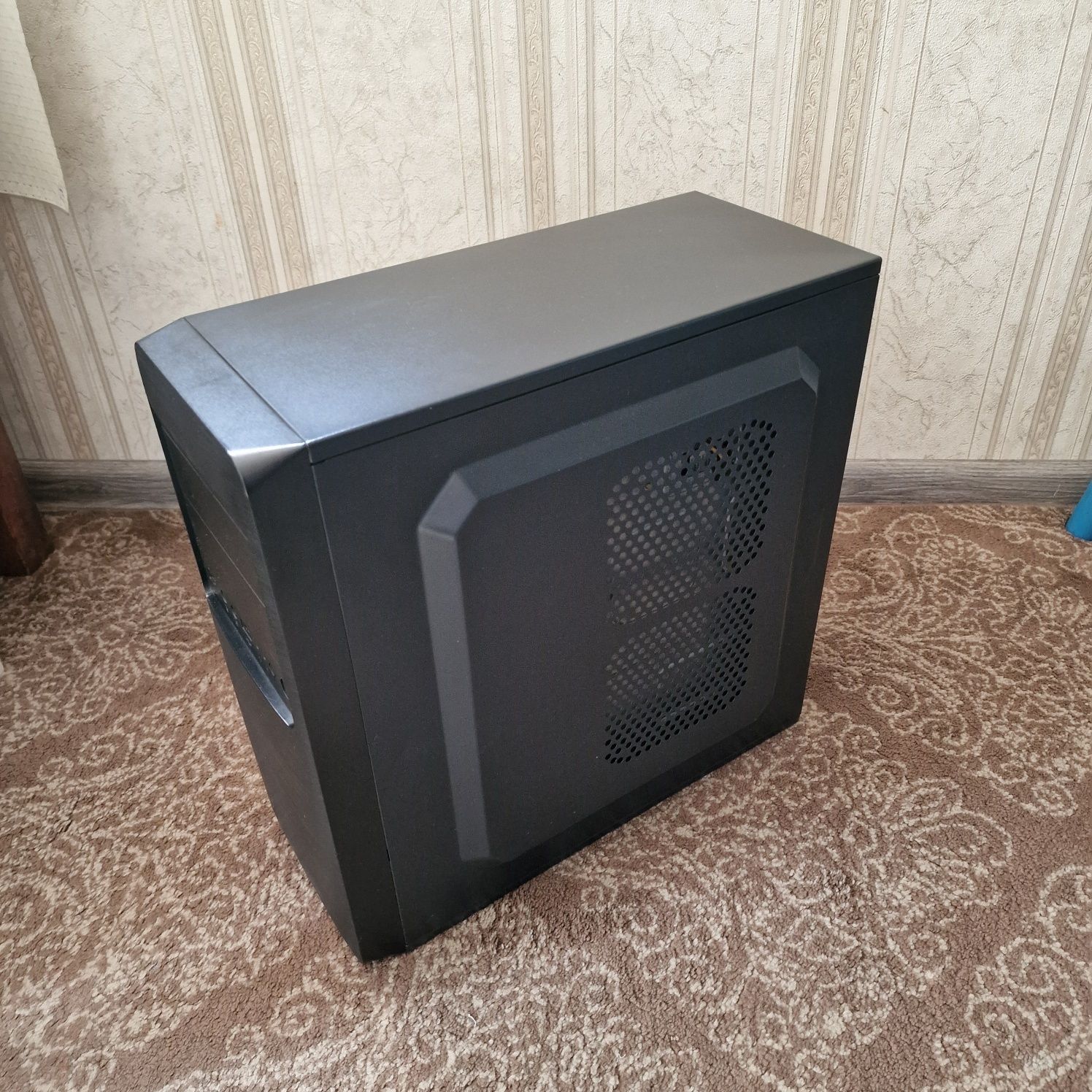 Компьютер core i5 7400 в отличном состоянии