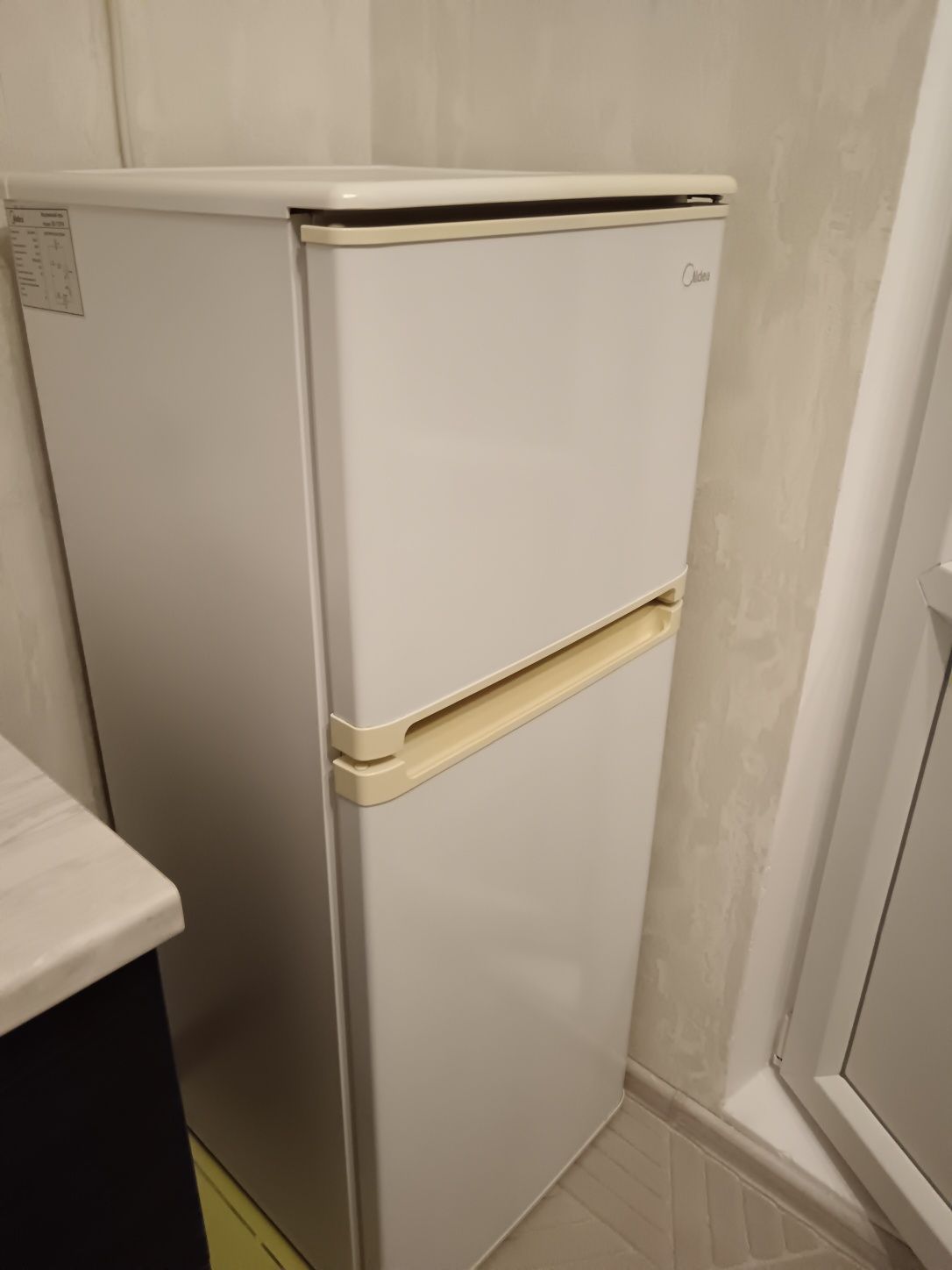 Холодильник Midea