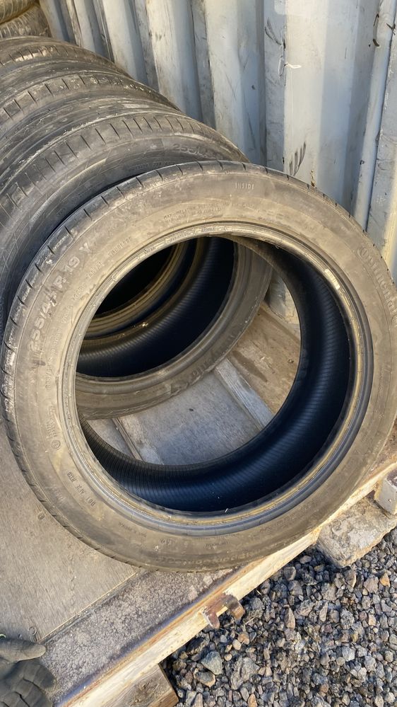 Комплект шин Continental 255/45/19