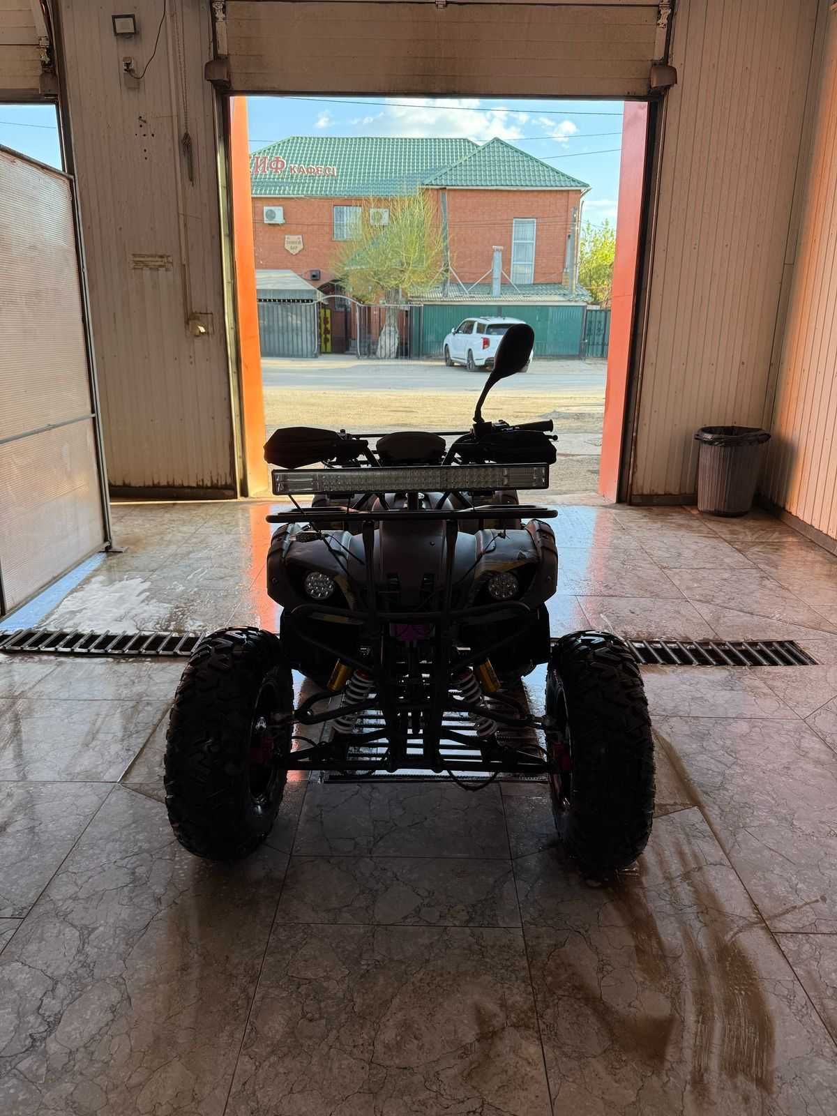 Квадроцикл  ATV 250  в идеальном состоянии