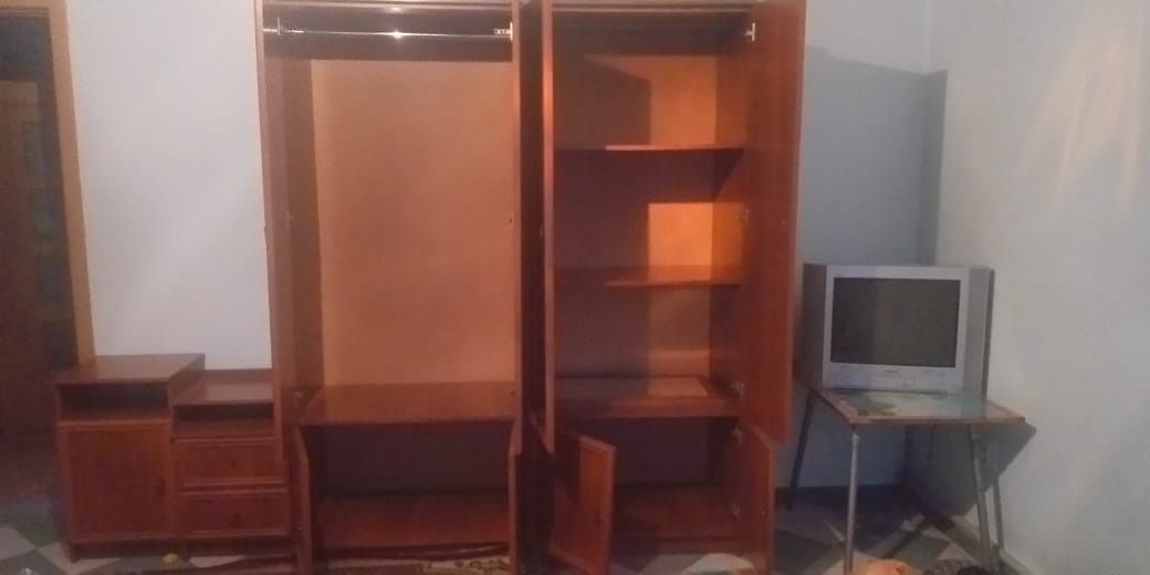 Продам спальный гарнитур