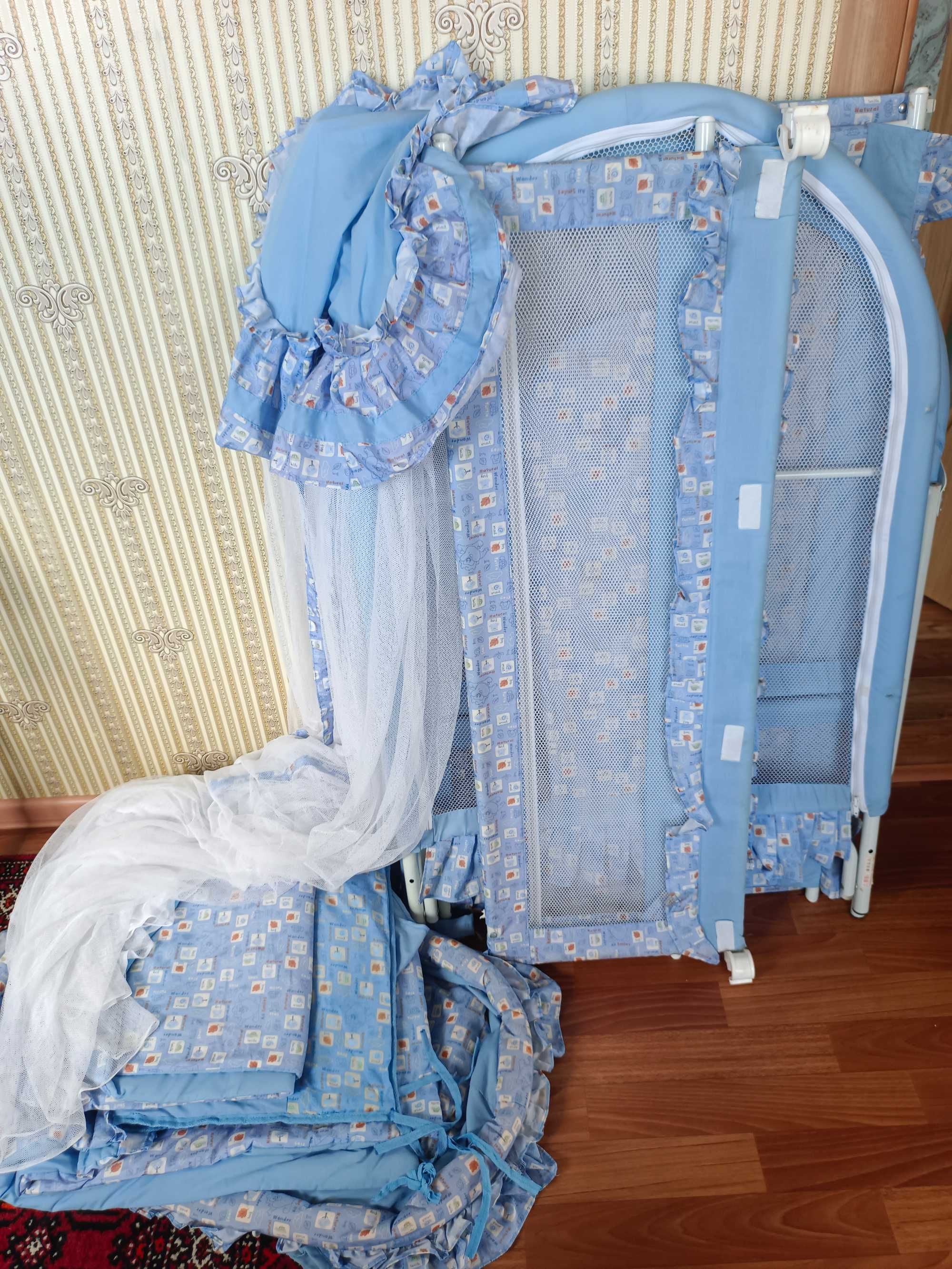Продам детскую кроватку б.у.