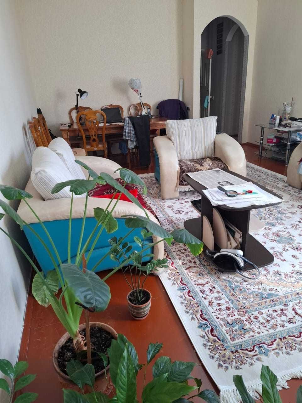 Продам 3-х комнатную квартиру в центре