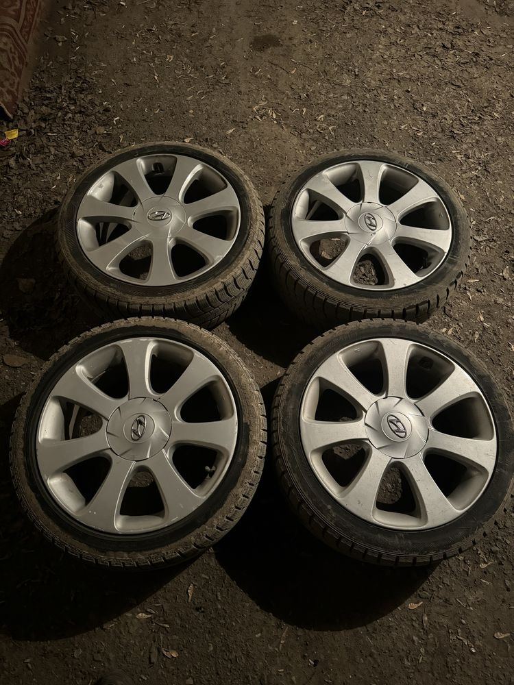 Продам шины от хондай элантра 205/55r17