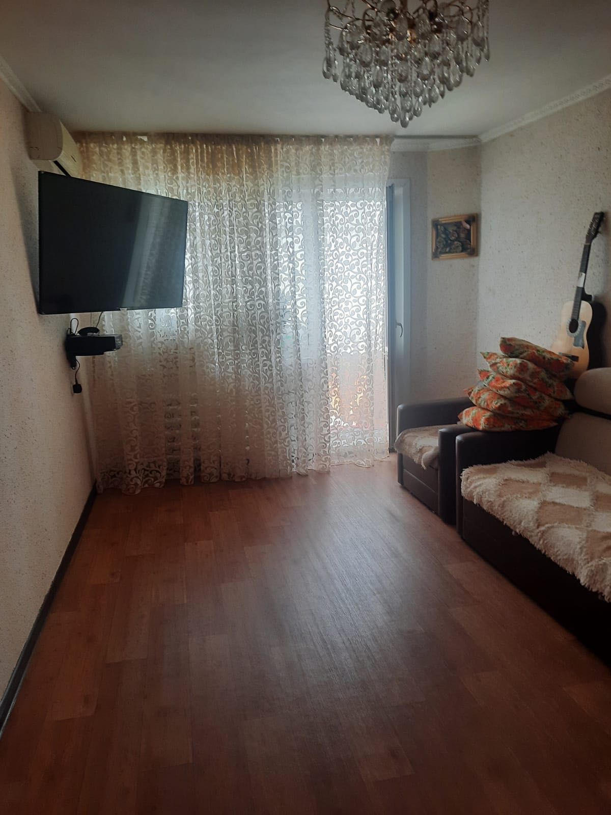 Срочно продам уютную , тёплую квартиру !
