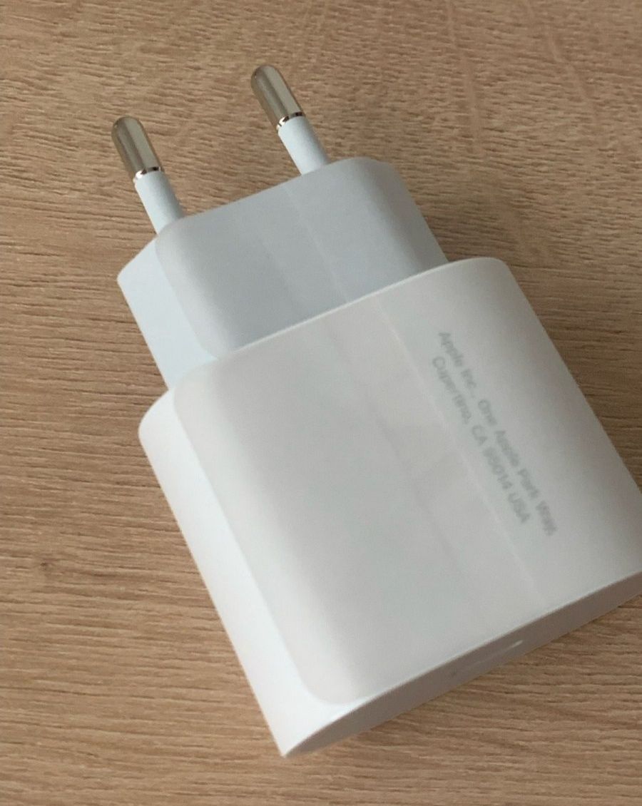 Оригинал Быстрая зарядка на Айфон Адаптер 20w на iPhone Головка Вилка