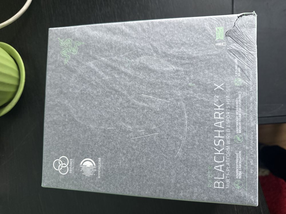 Игровой наушник Razer blackshark V2x новый