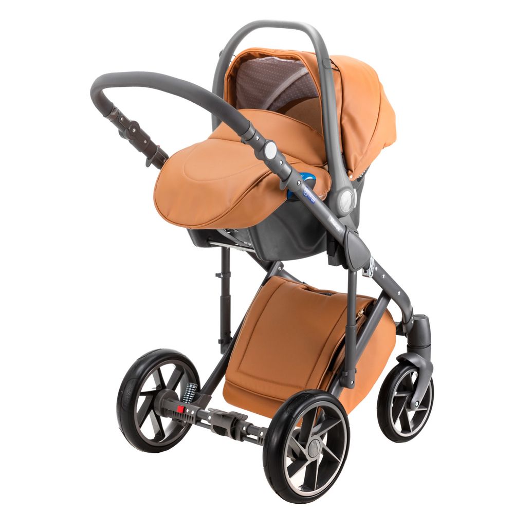 Срочно продам Коляску Adamex Bebe Marconi 3 в 1 оранжево-серая