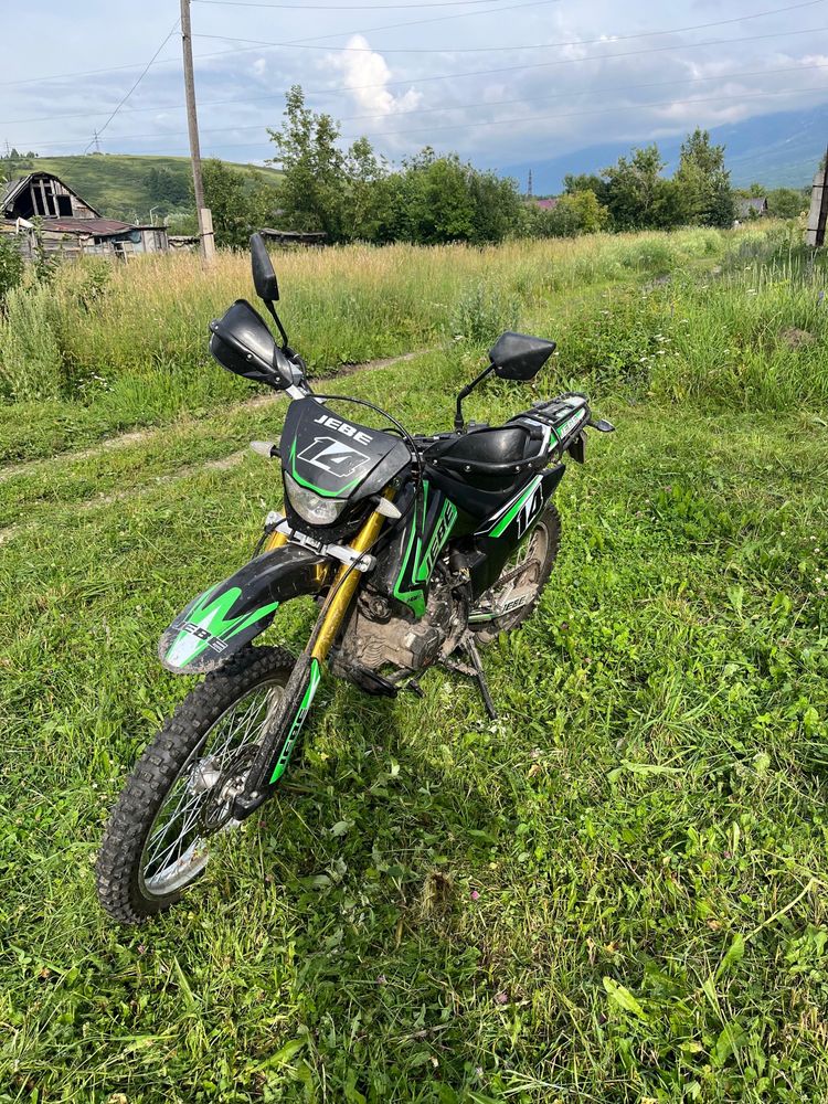 Мотоцикл ендуро Gebe