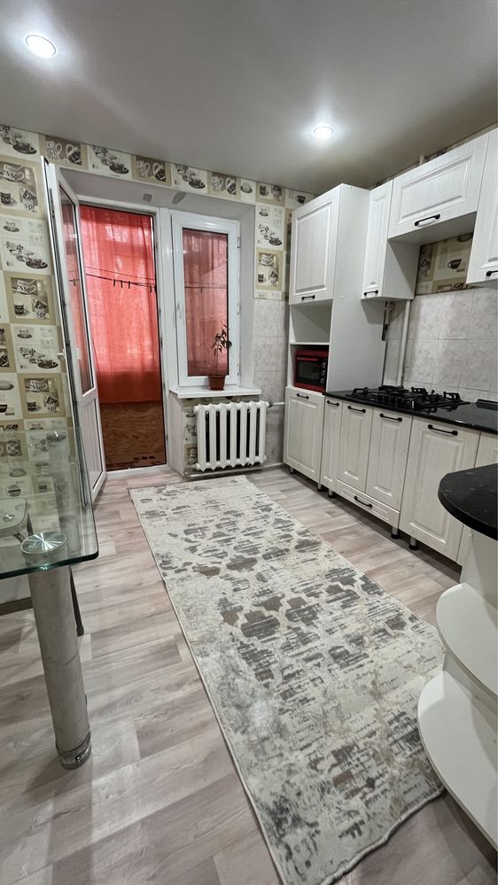 Сдается 2 ух ком квартира