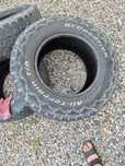 Шины BF GOODRICH 265/70R17 б/у 3шт