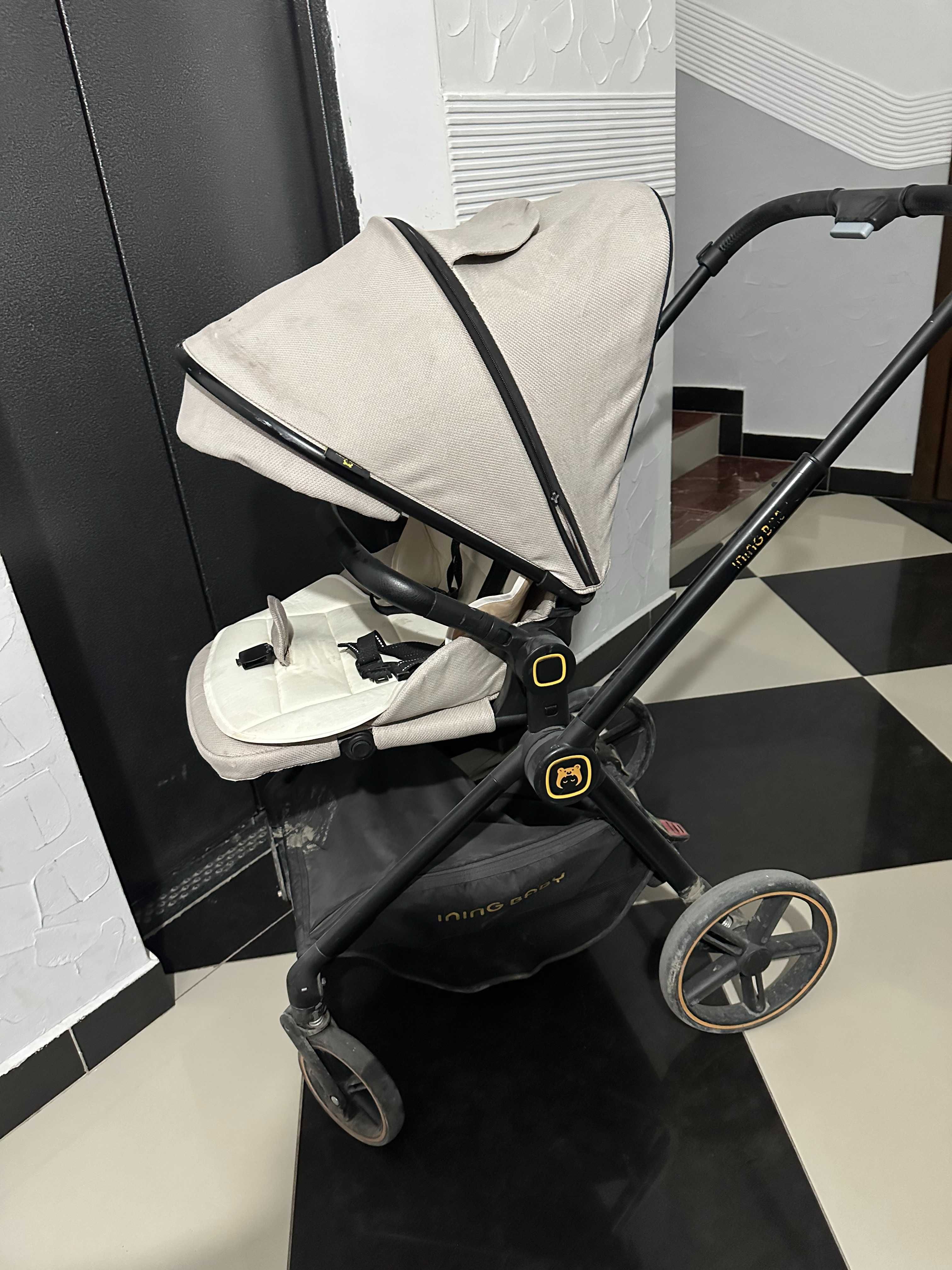 Коляска от INING BABY