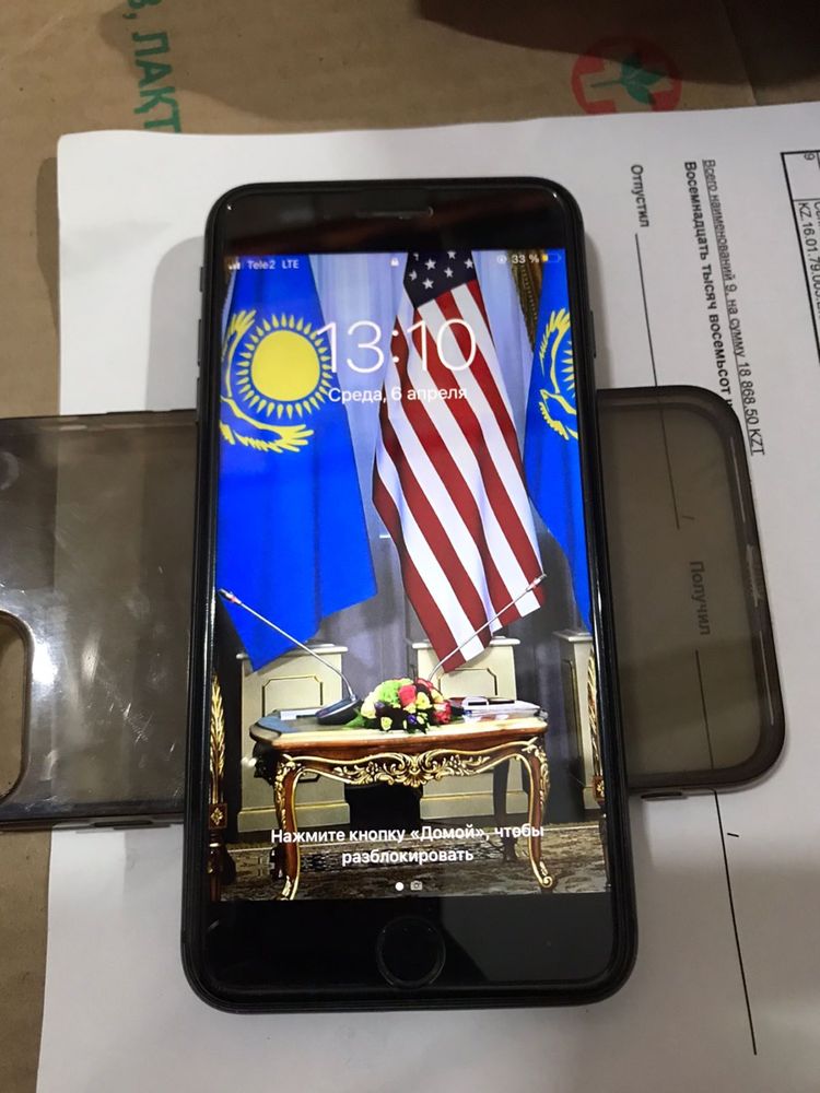 Apple i phone 8 plus