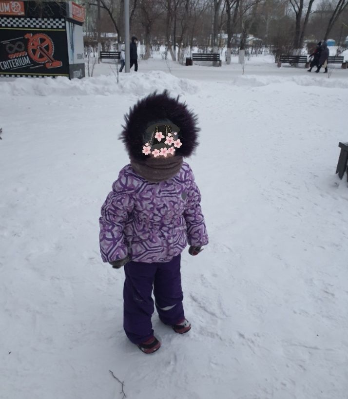 Зимний комбинезон на девочку