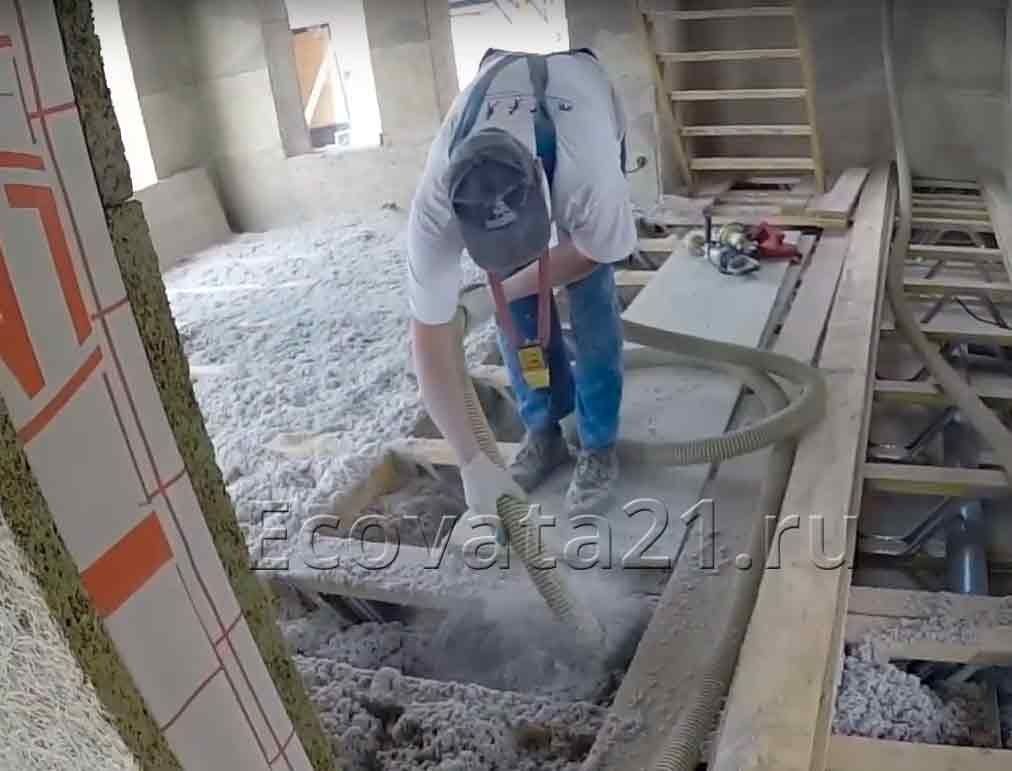 Эковата. Утепление крыши.УРАЛЬСК ,АКСАЙ!Продажа эковаты.Самые низкие ц