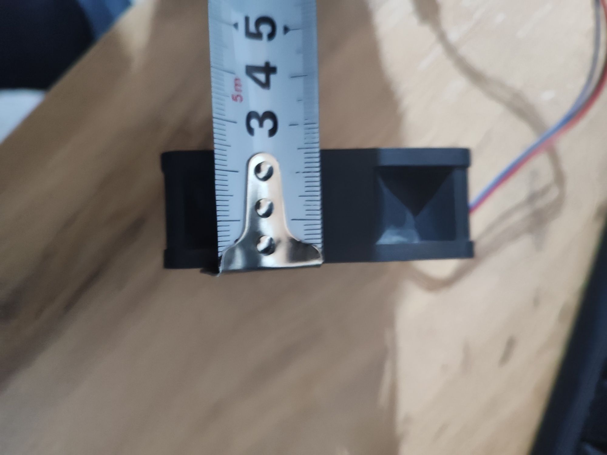 Кулер 3 pin . 70/70