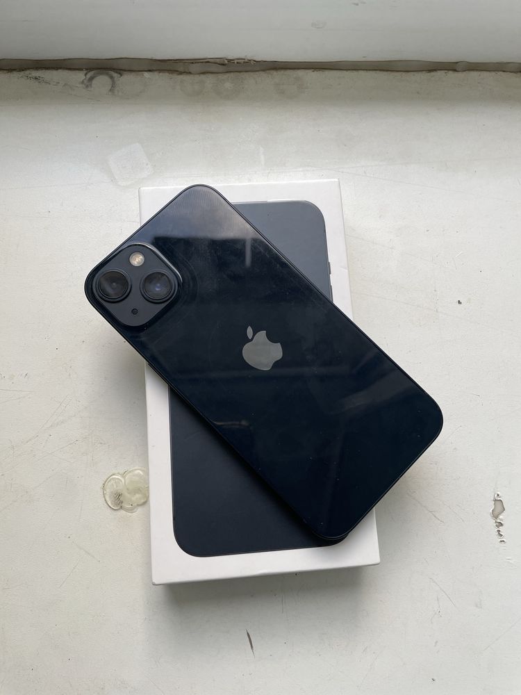 iPhone 13 128GB.