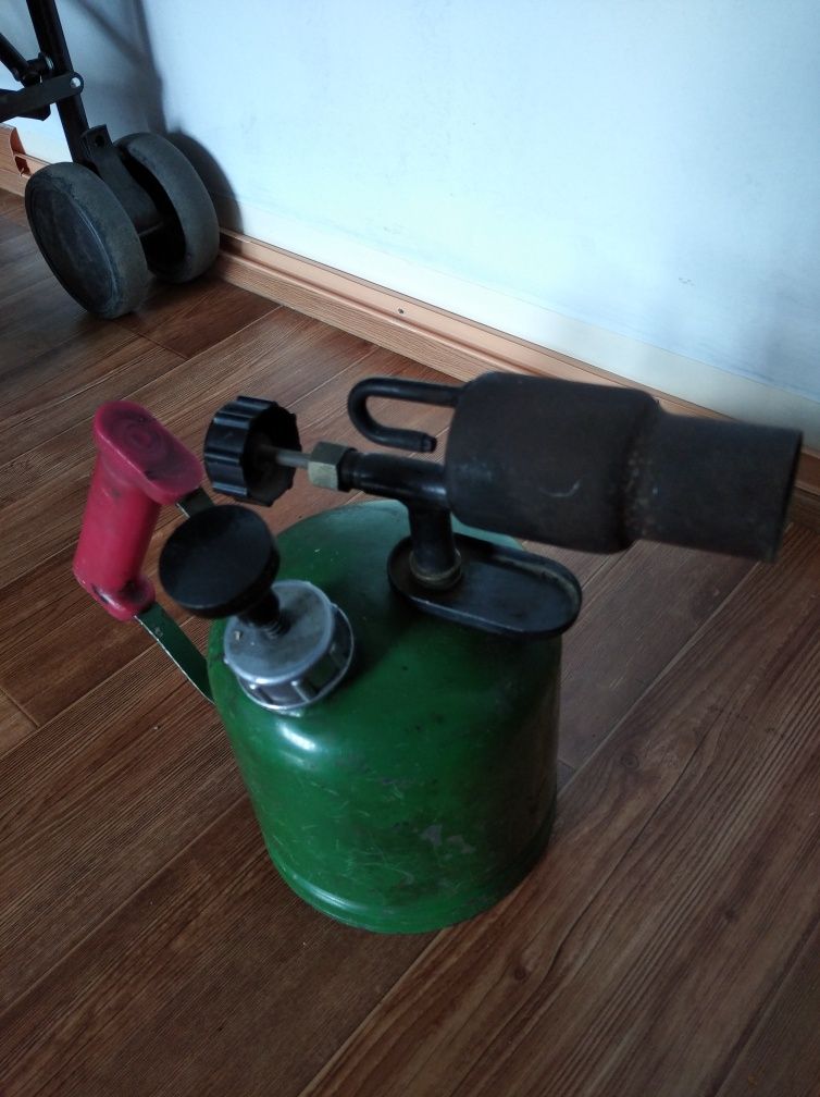 Продам поялную лапму