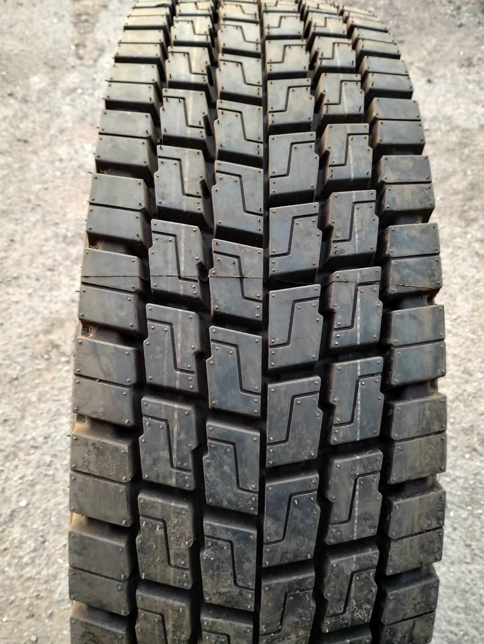 265/70r19,5 Руле Веду унив и т
