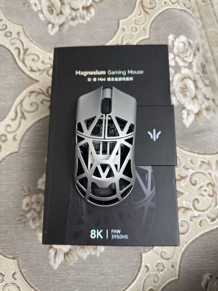 WLmouse Beast X Mini Pro Solid Sides