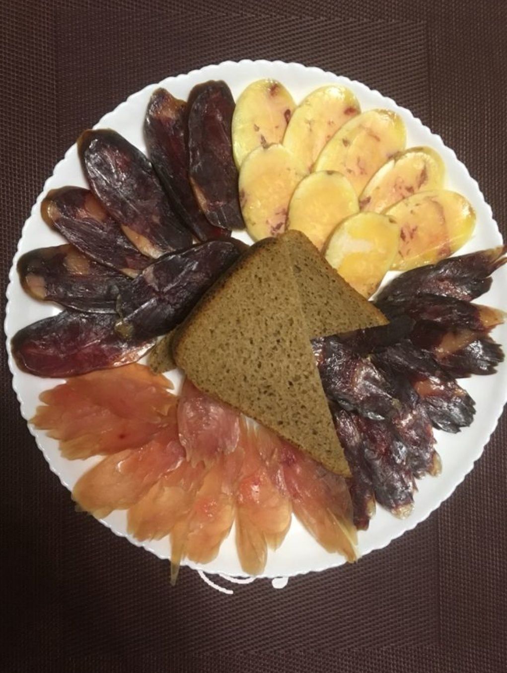 Колбаса сыровяленая из конины,(халяль)