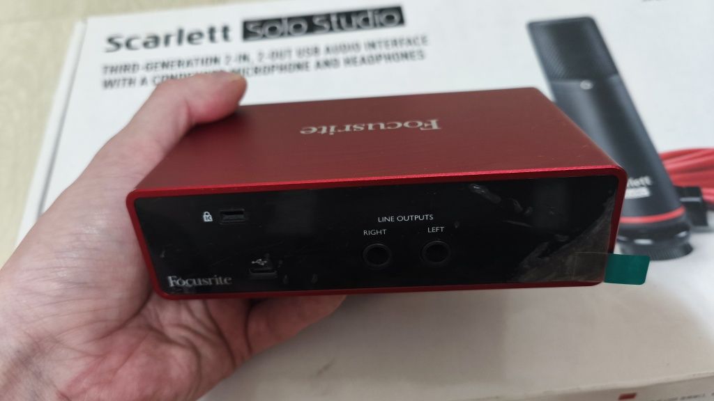 Домашняя студия, звуковая карта Focusrite Scarlett SOLO 3rdGen studio
