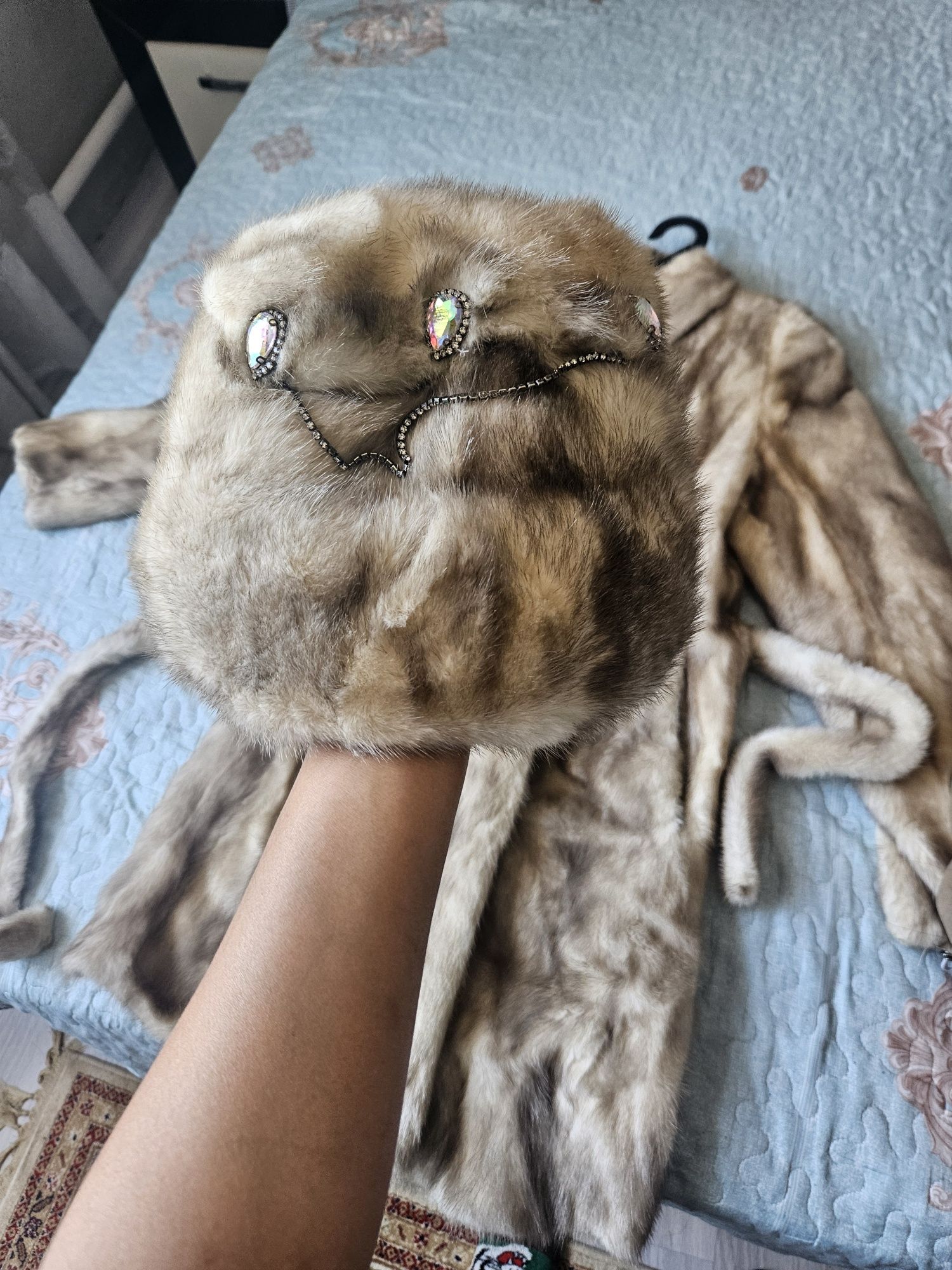 Продам норковую  шубу