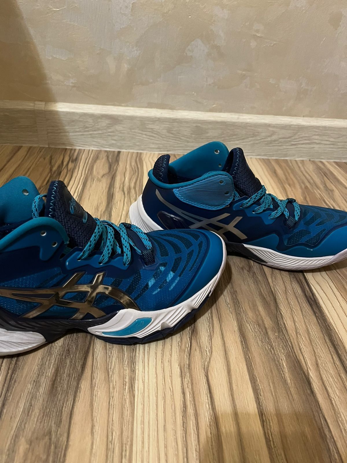 Asics metaraise синий 39.5  размера