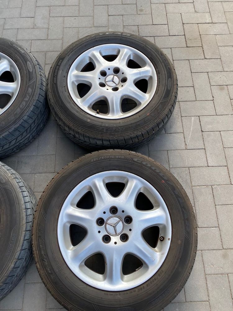 Оригинальные диски R16 с летней резиной 225/60/16