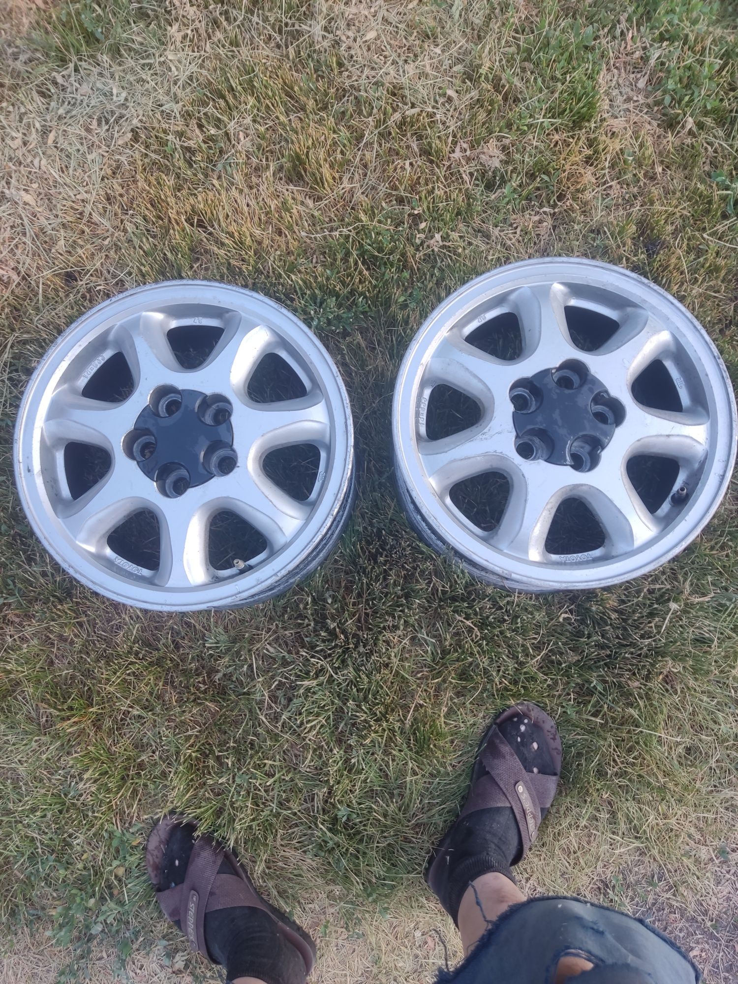 Диски toyota carina avensis caldina corona corolla