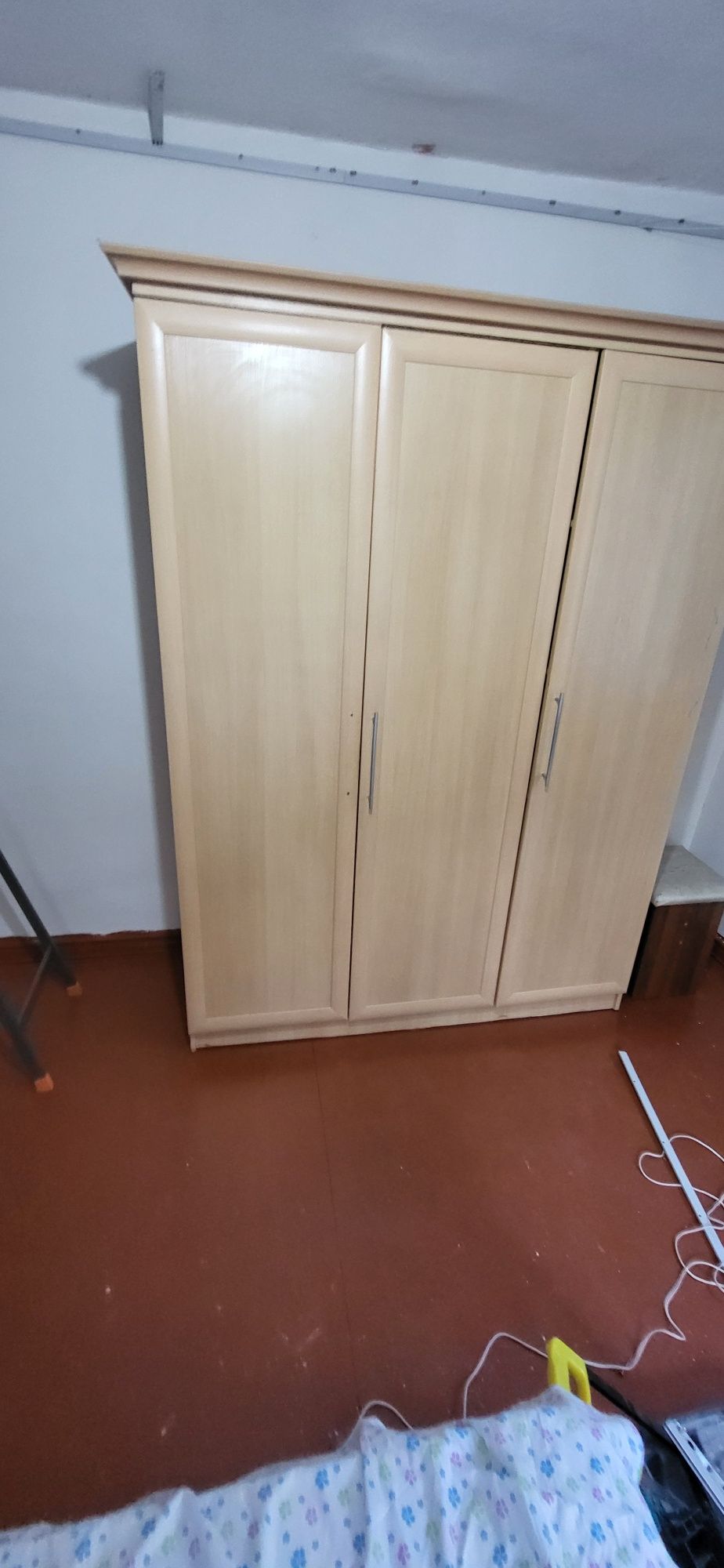 Продам шкаф в отличном состоянии