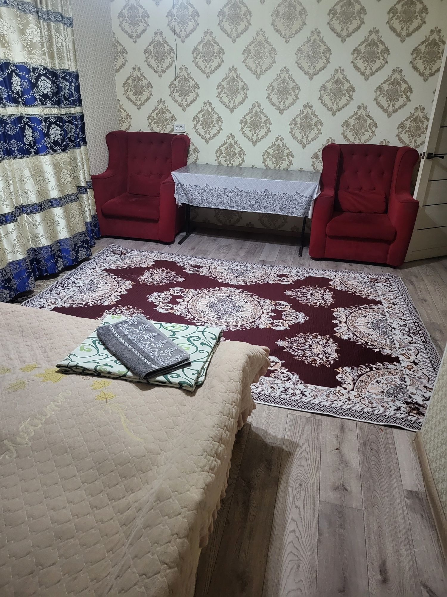 1 комнатная квартира посуточно,по часам