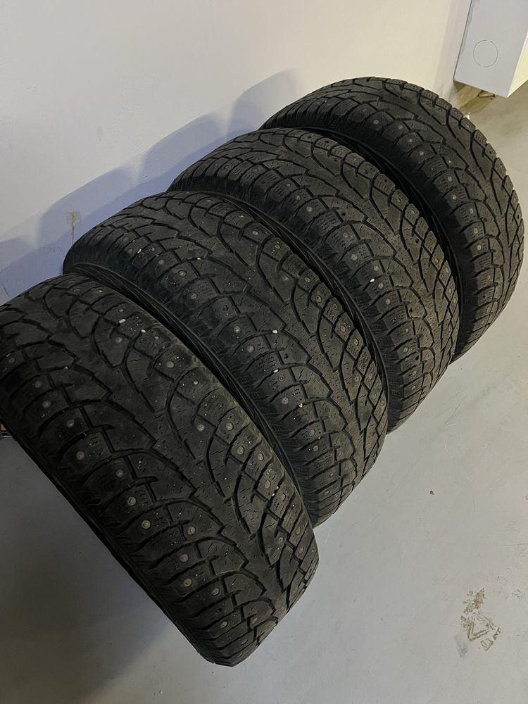 Зимние шины Hankook 235/60/18 шипованная резина