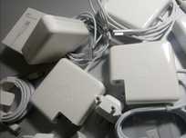 на MacBook 45 ватт 45W - зарядка, блок питания