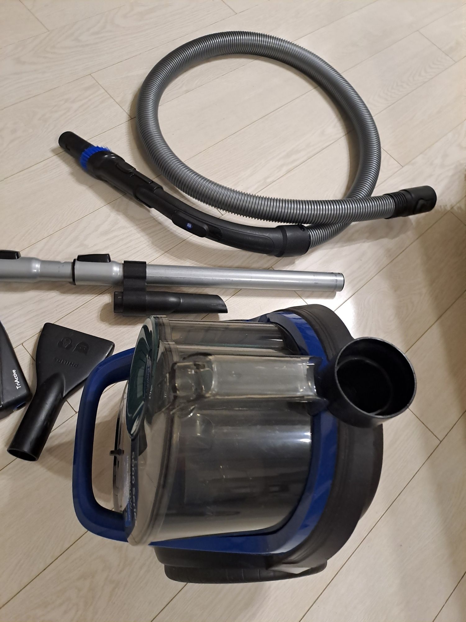Продам пылесос PHILIPS
