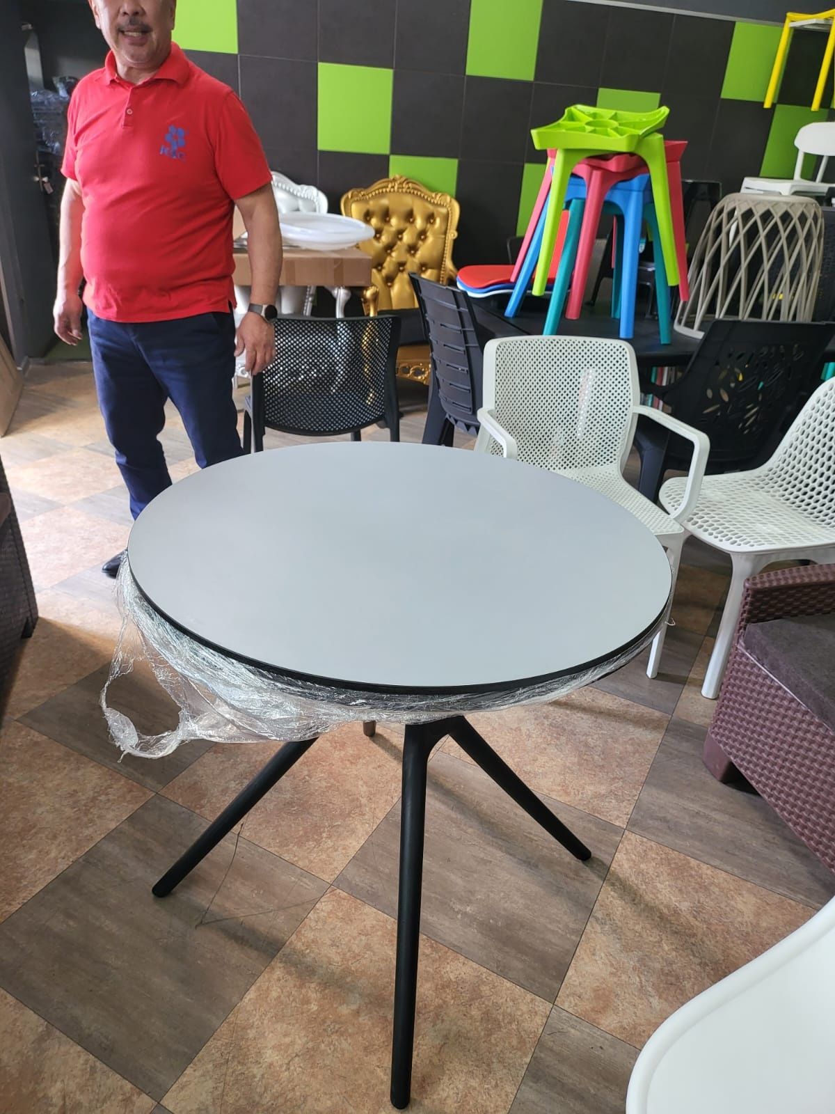Стулья из экопластика отличного качества