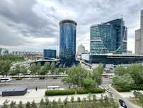 Квартиру трехкомнатную Нурсая2