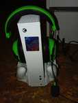 Продам xbox series s в отличном состоянии