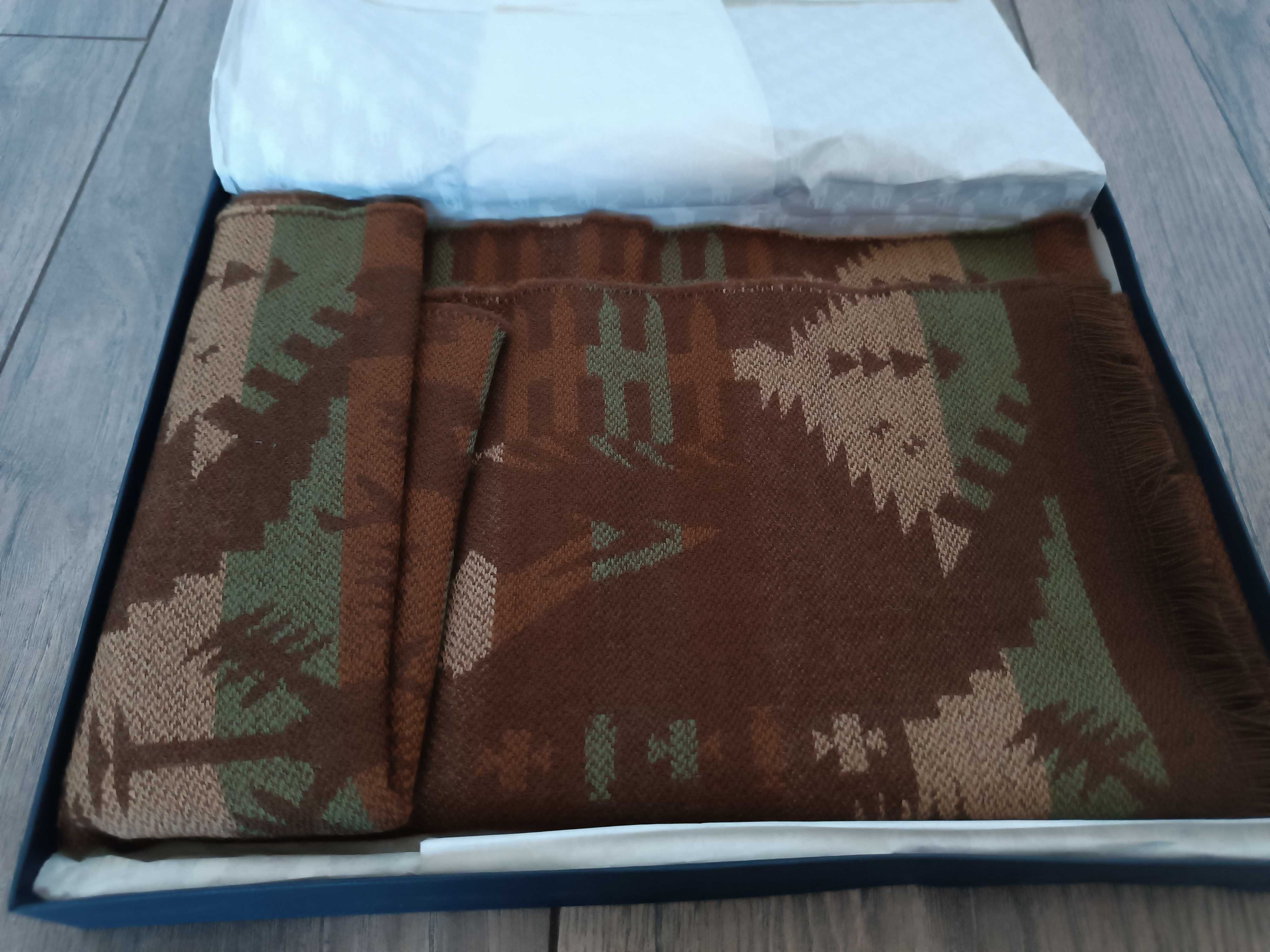 Шарф.    Polo & Ralph Lauren
