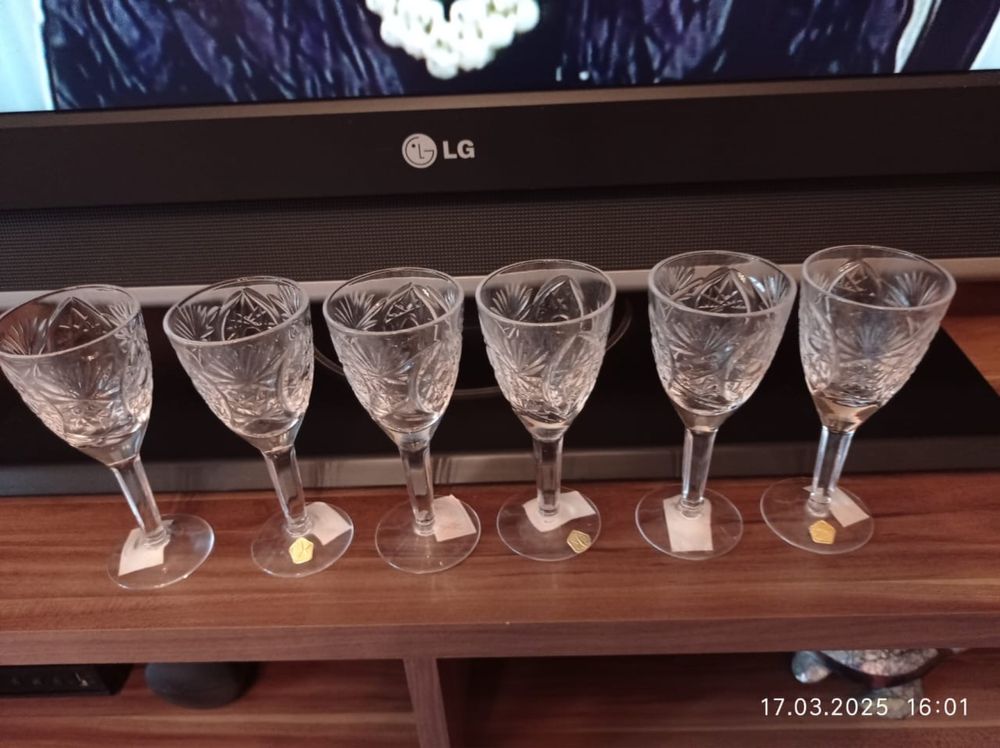 Продам рюмки советский хрусталь 12 шт.
