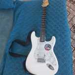 Продам Электрогитару Fender Stratocaster и комбо усилитель