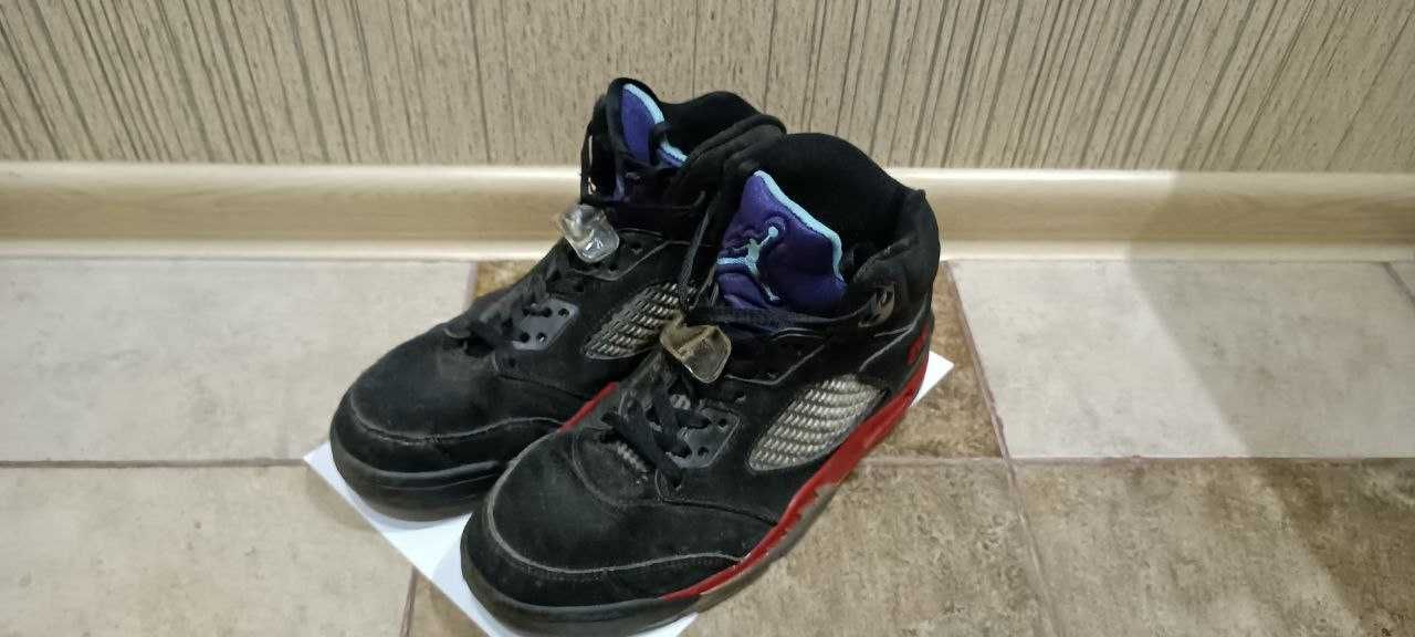 Nike air Jordan 5 retro черно-красные