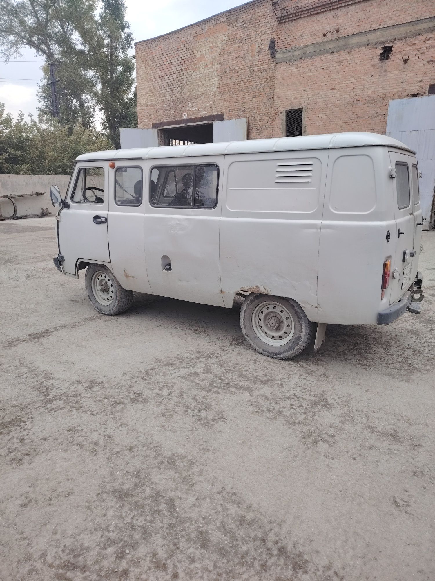 Продам уаз 39099