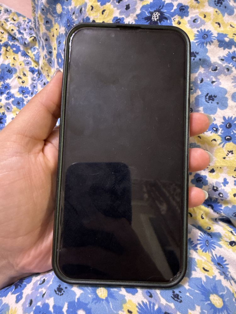 Продам айфон 13 оригинал
